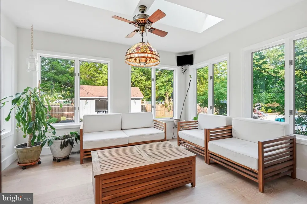 276 GREENTREE ROAD Sewell, NJ 08080