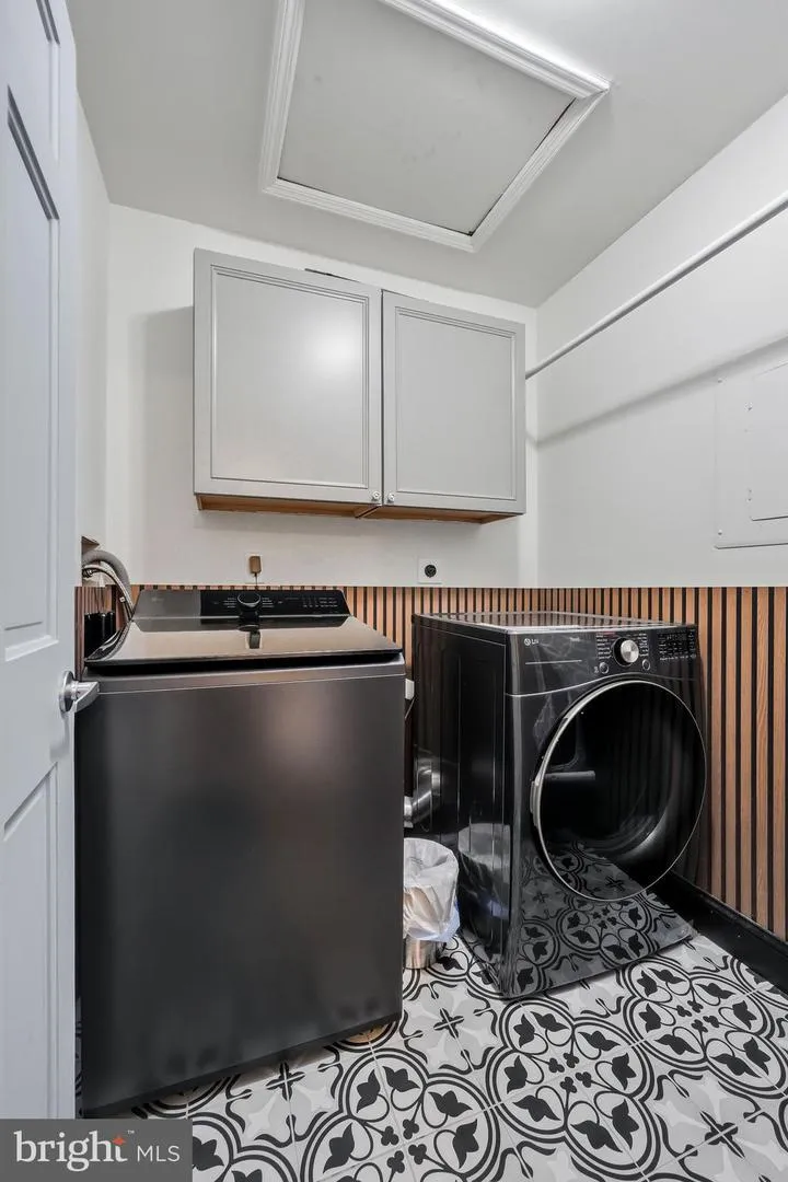 276 GREENTREE ROAD Sewell, NJ 08080