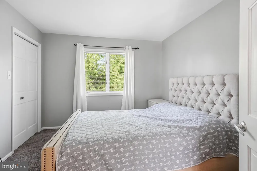 276 GREENTREE ROAD Sewell, NJ 08080