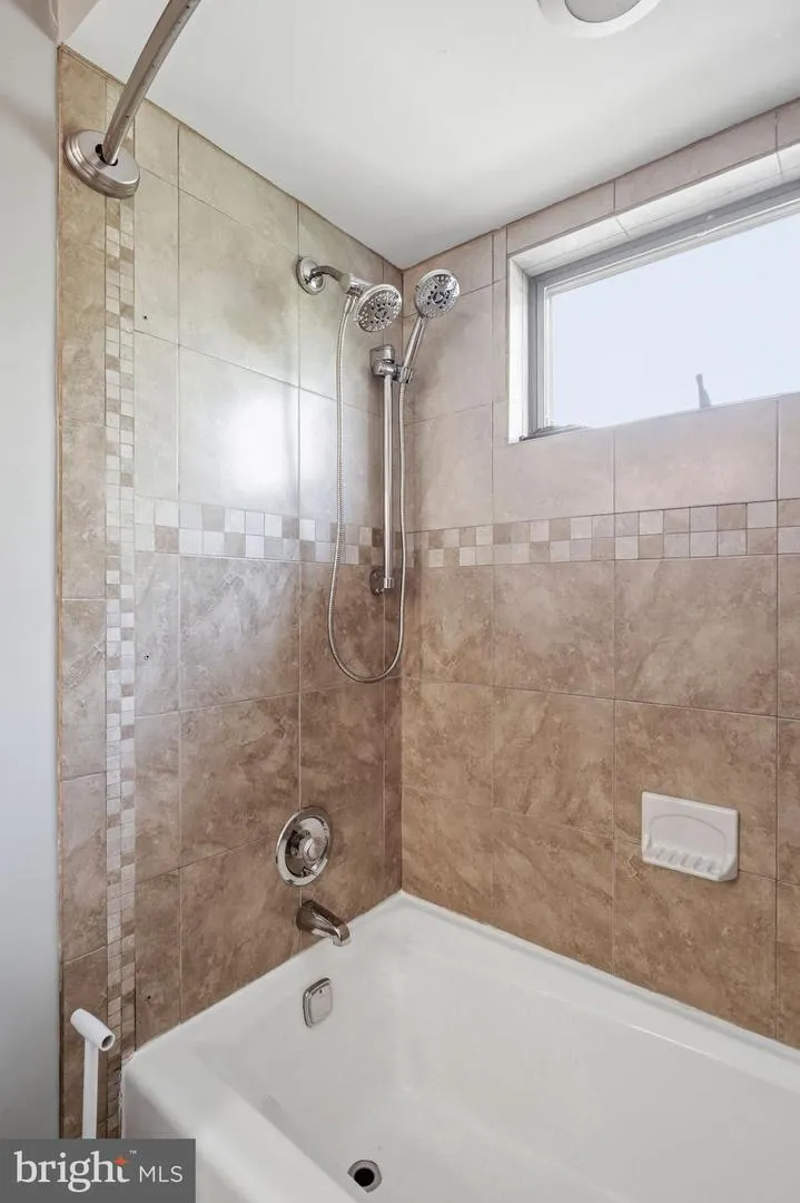 276 GREENTREE ROAD Sewell, NJ 08080