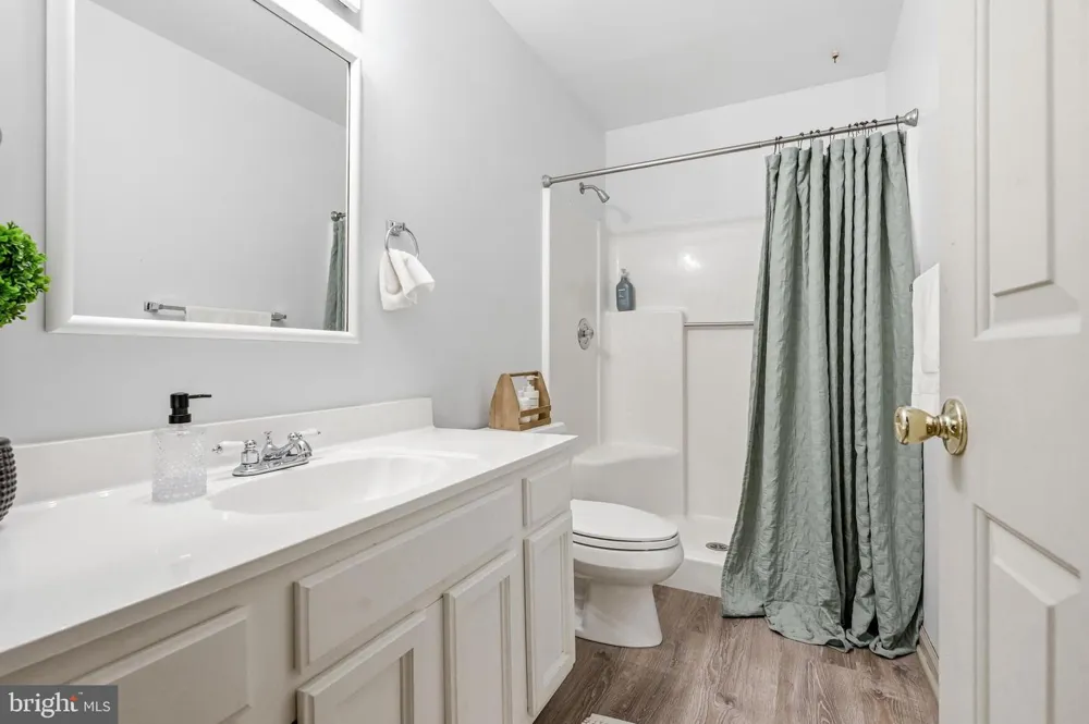 276 GREENTREE ROAD Sewell, NJ 08080