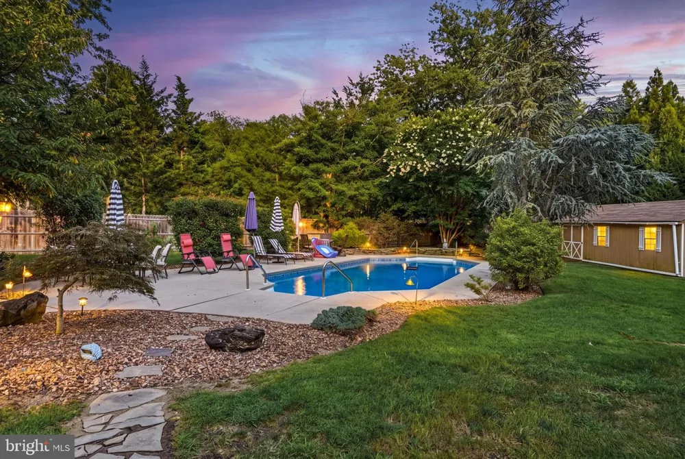 276 GREENTREE ROAD Sewell, NJ 08080