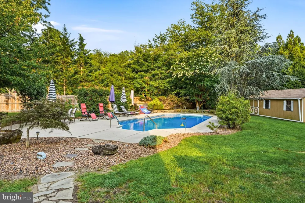 276 GREENTREE ROAD Sewell, NJ 08080