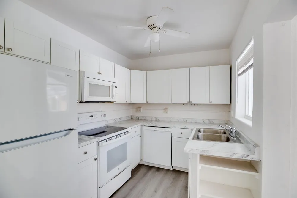 1625 30TH AVENUE Vero Beach, FL 32960