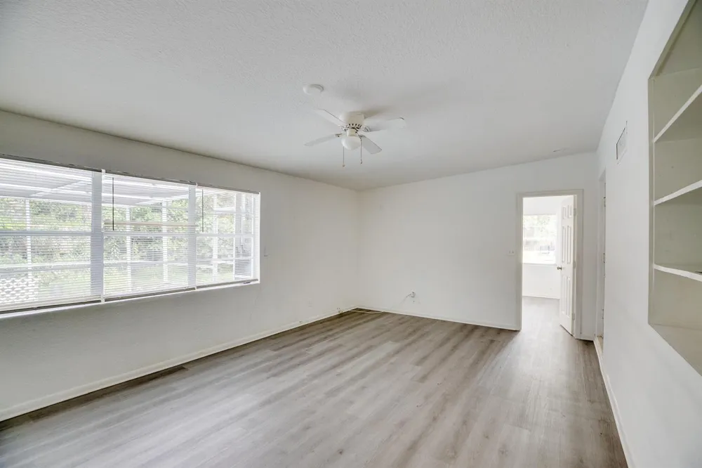 1625 30TH AVENUE Vero Beach, FL 32960