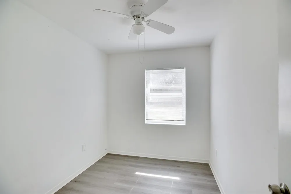 1625 30TH AVENUE Vero Beach, FL 32960