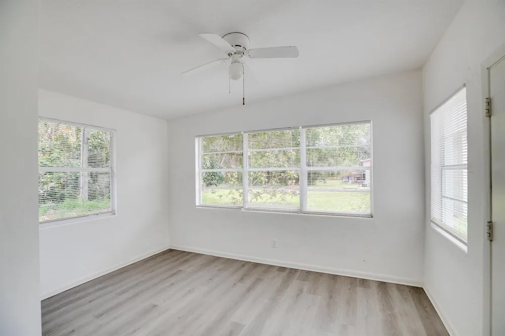 1625 30TH AVENUE Vero Beach, FL 32960