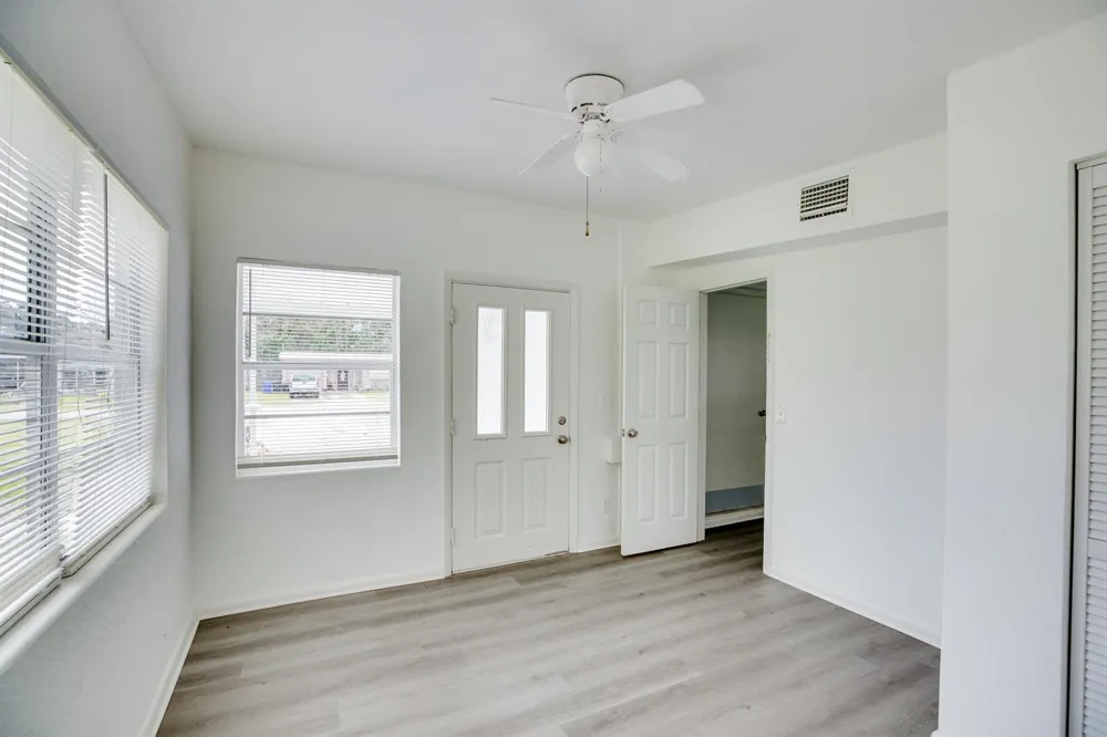 1625 30TH AVENUE Vero Beach, FL 32960