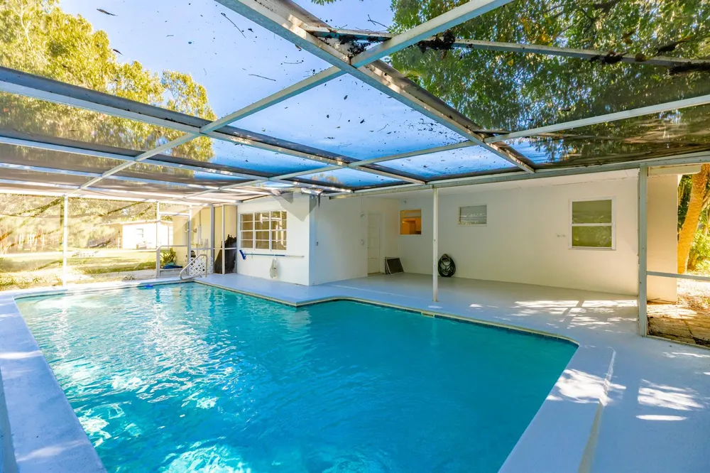 1625 30TH AVENUE Vero Beach, FL 32960
