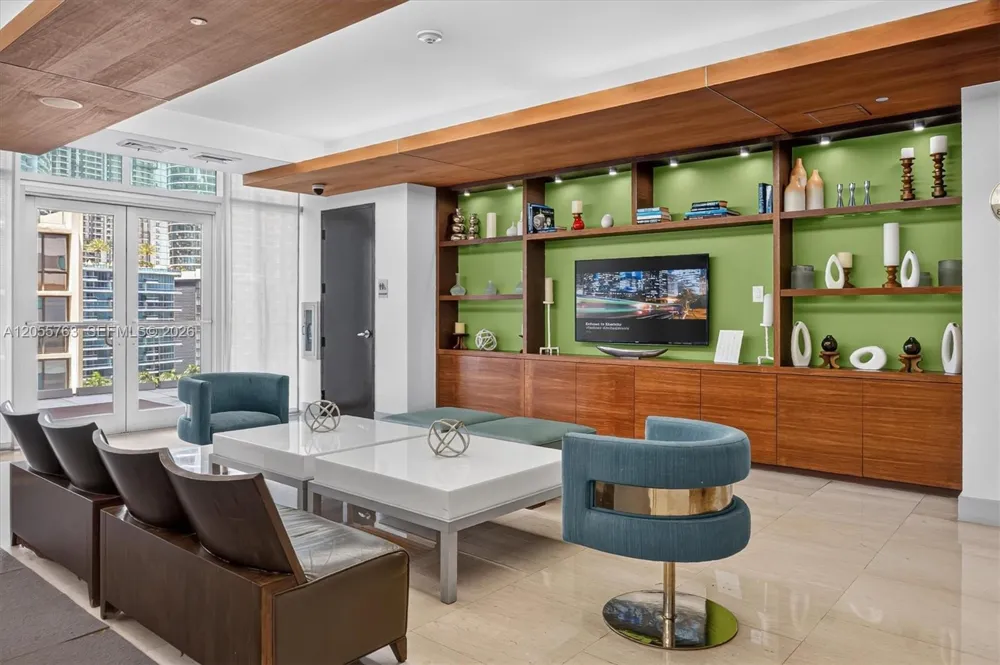 500 Brickell Ave #1100 Miami, FL 33131