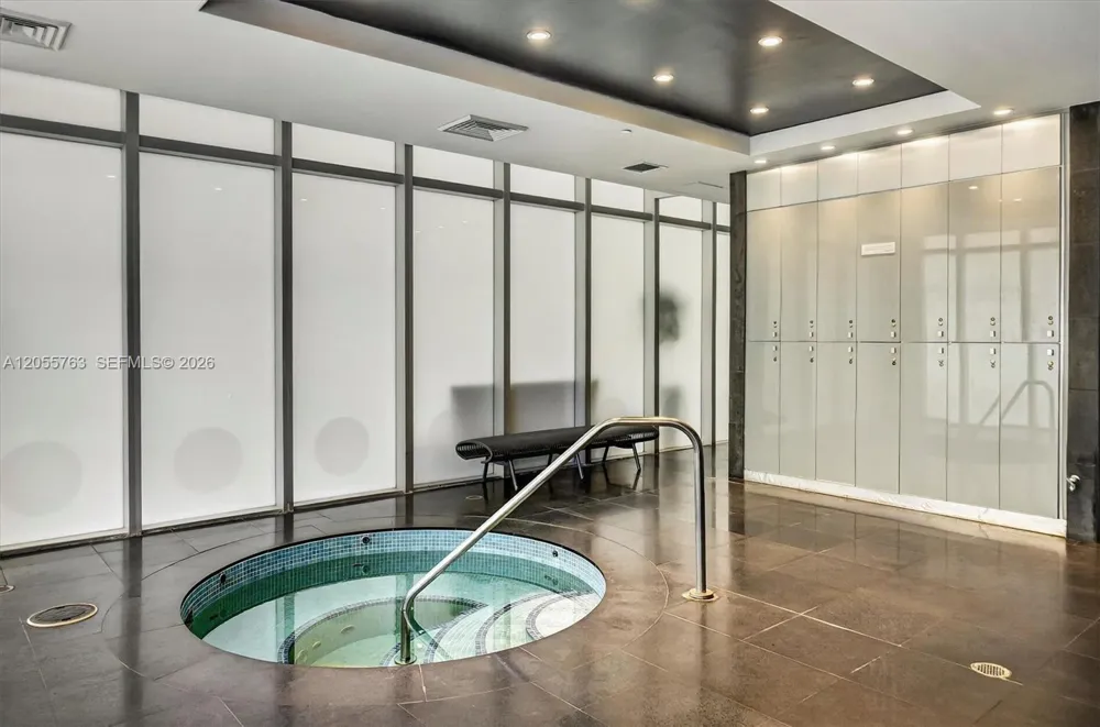 500 Brickell Ave #1100 Miami, FL 33131