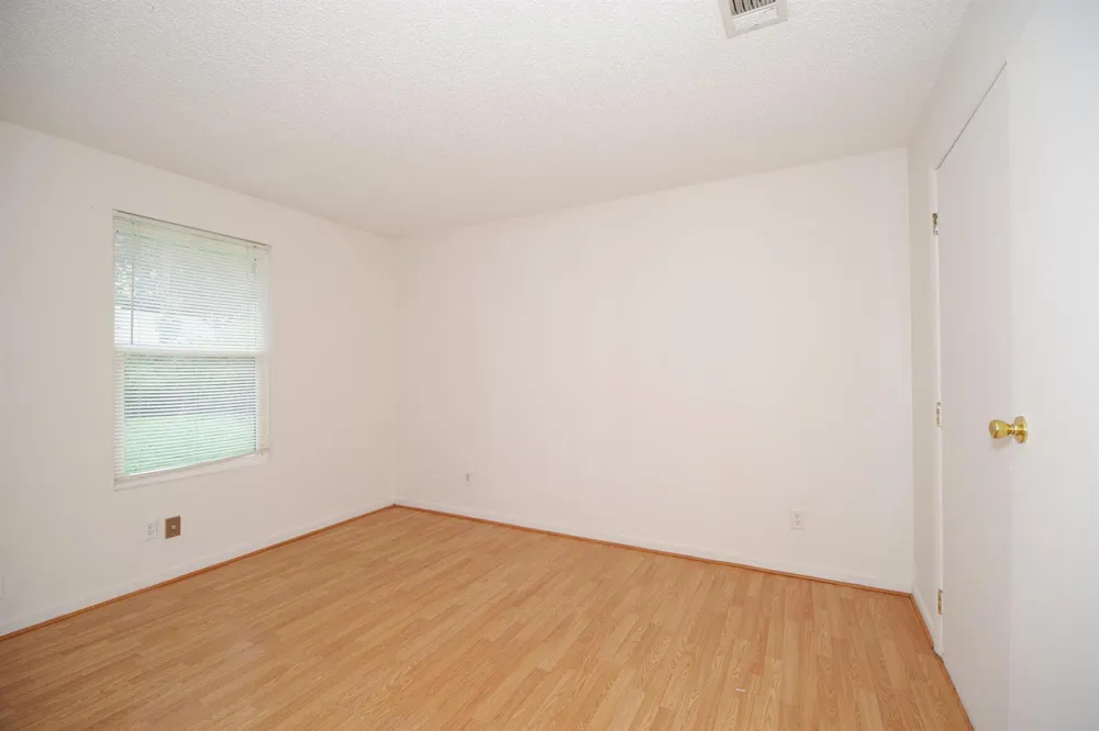 2046 54TH AVENUE Vero Beach, FL 32966