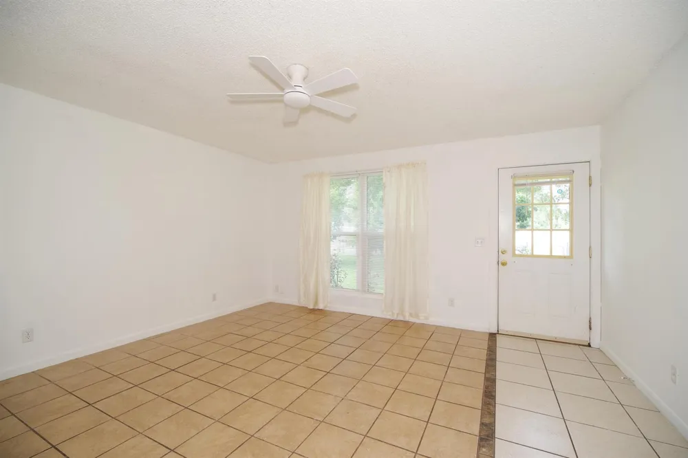 2046 54TH AVENUE Vero Beach, FL 32966