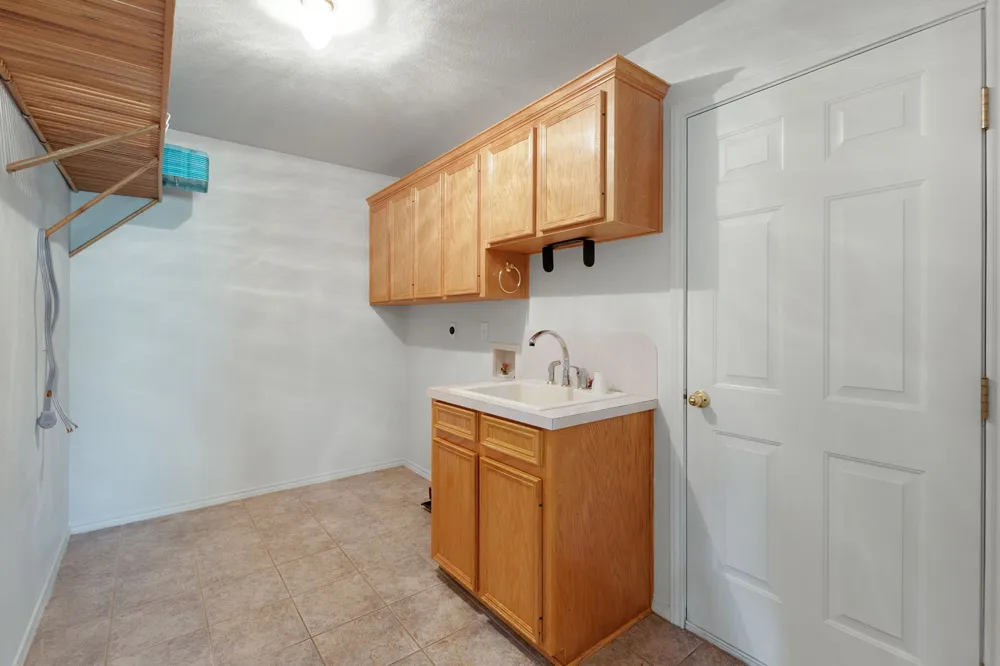 853 County Road 4390 Kempner, TX 76539