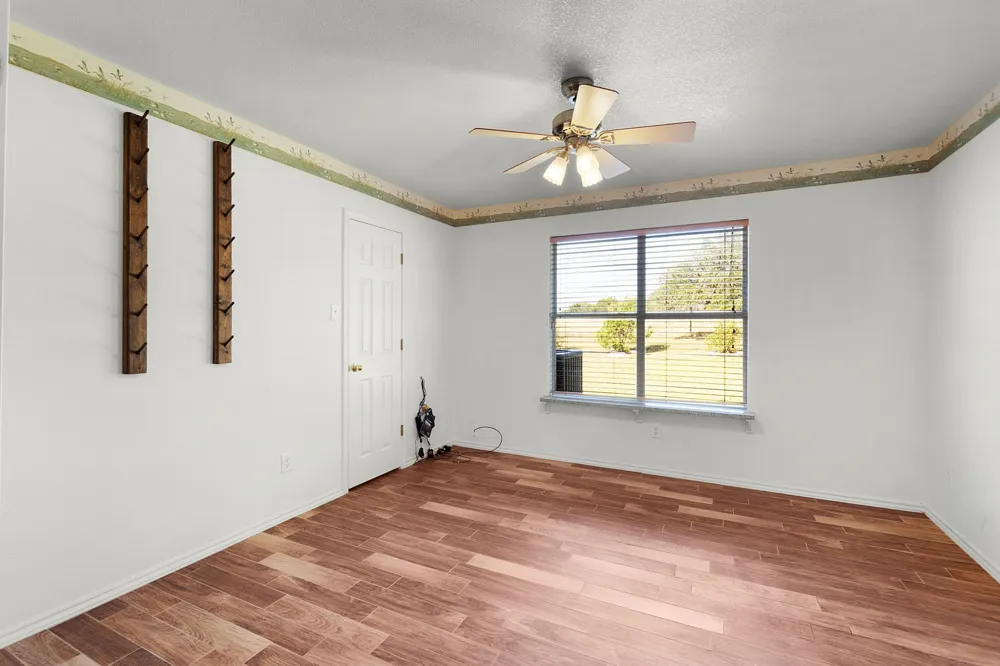 853 County Road 4390 Kempner, TX 76539