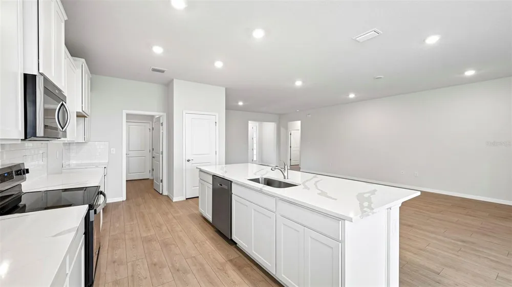 4343 FENCE ROW COURT Lakewood Ranch, FL 34211