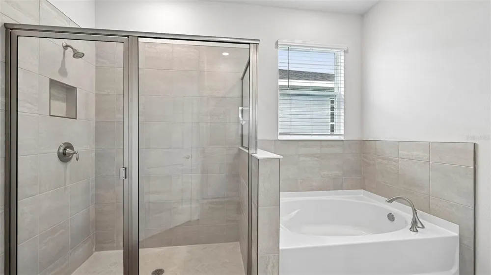 4343 FENCE ROW COURT Lakewood Ranch, FL 34211