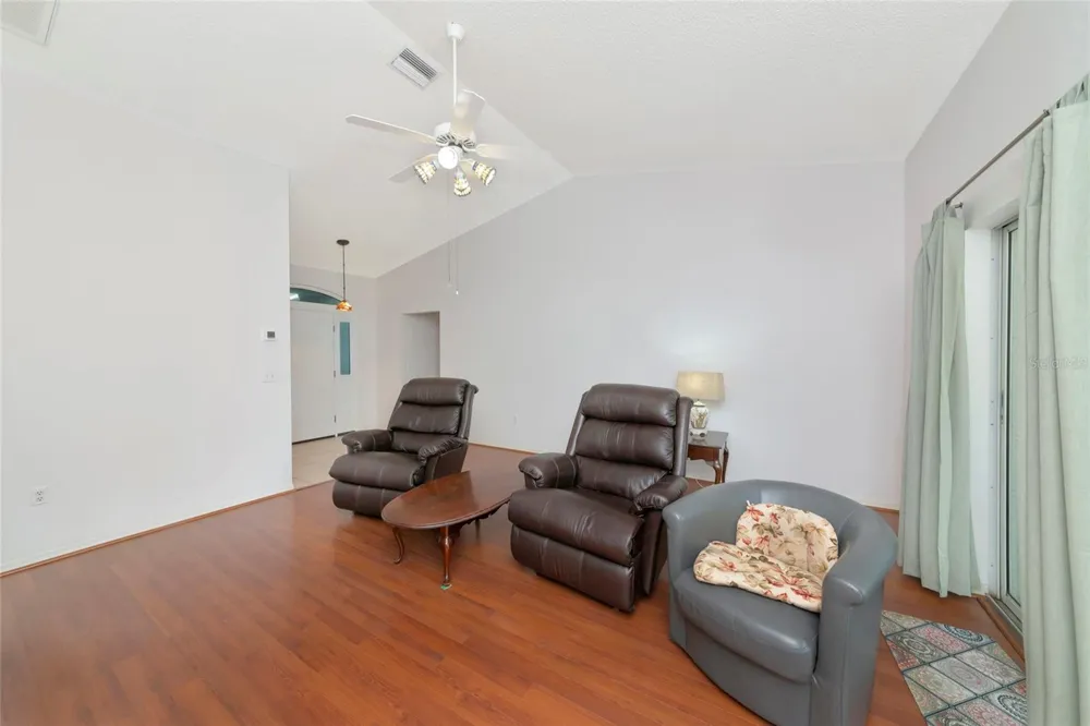 2405 ICECAPADE DRIVE Sarasota, FL 34240
