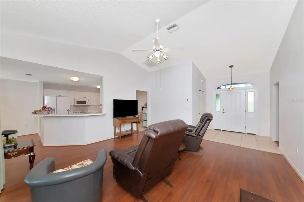 2405 ICECAPADE DRIVE Sarasota, FL 34240