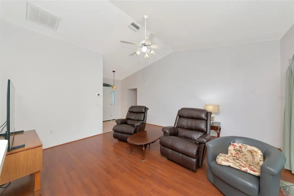 2405 ICECAPADE DRIVE Sarasota, FL 34240