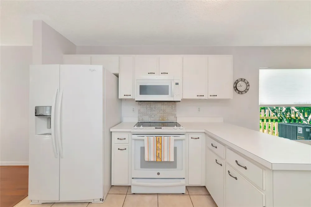 2405 ICECAPADE DRIVE Sarasota, FL 34240