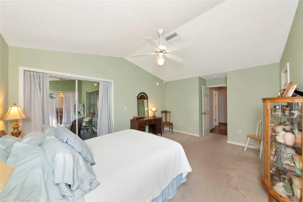 2405 ICECAPADE DRIVE Sarasota, FL 34240