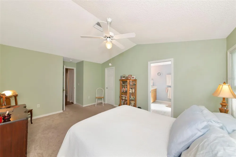 2405 ICECAPADE DRIVE Sarasota, FL 34240