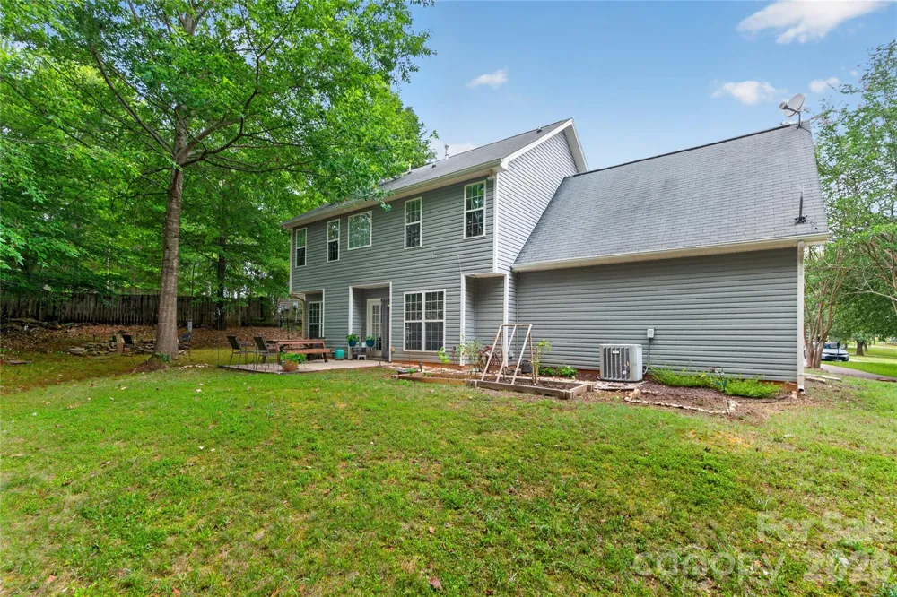 9200 High Rock Drive Waxhaw, NC 28173