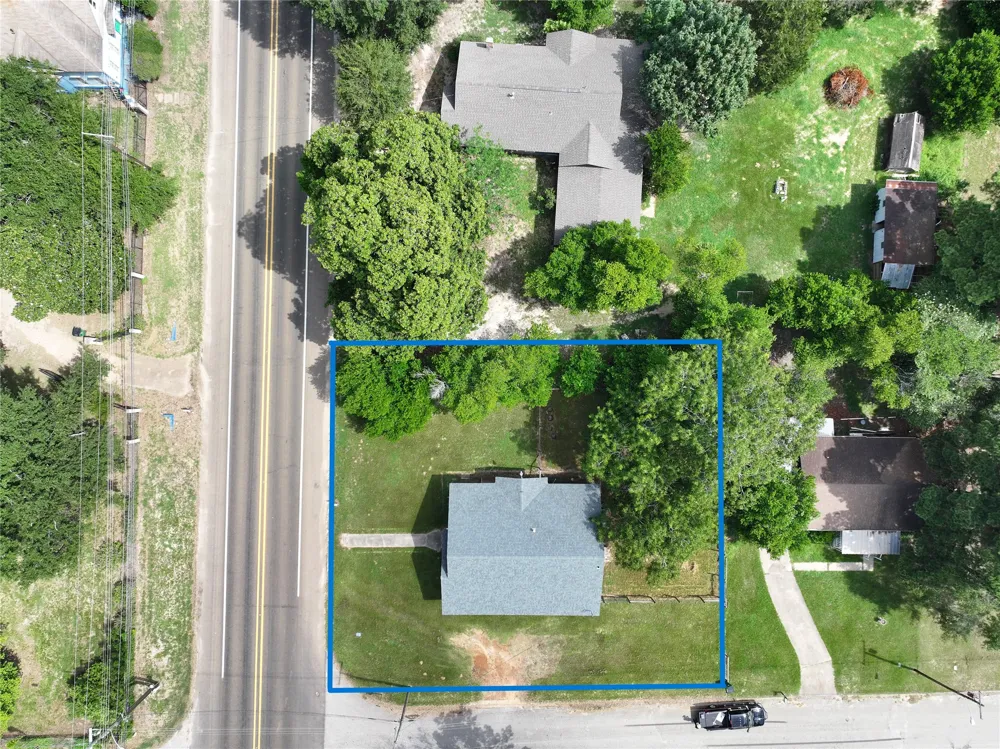 402 Market Street Grapeland, TX 75844