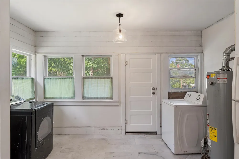 402 Market Street Grapeland, TX 75844
