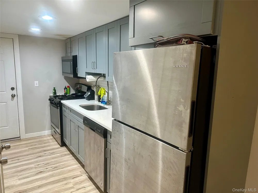 372 VERPLANCK AVENUE #1 Beacon, NY 12508