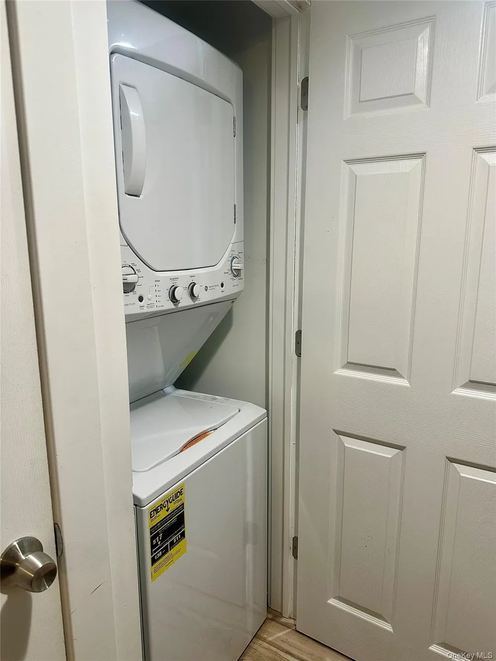 372 VERPLANCK AVENUE #1 Beacon, NY 12508