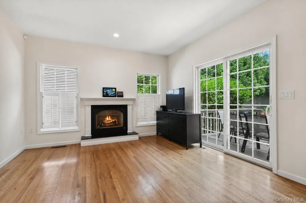 921 Shore Acres Drive Mamaroneck, NY 10543