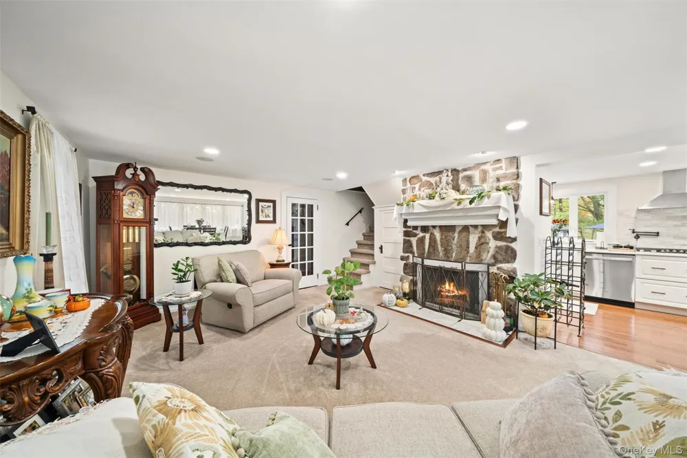 17 Nightingale Trail E Wurtsboro, NY 12790