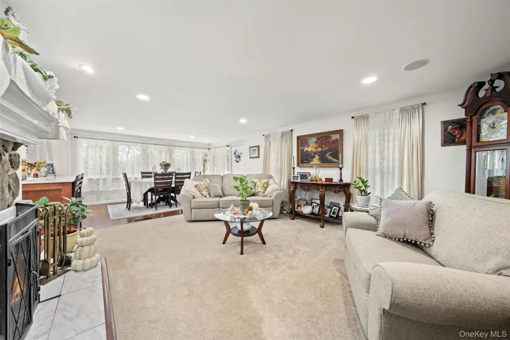 17 Nightingale Trail E Wurtsboro, NY 12790