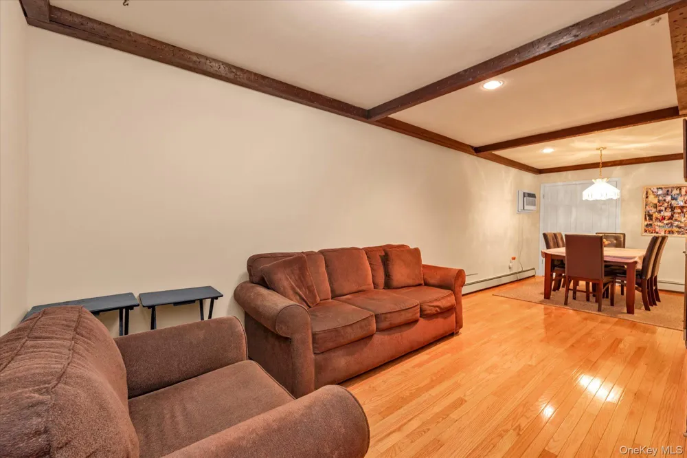 810 Ibsen Street Woodmere, NY 11598