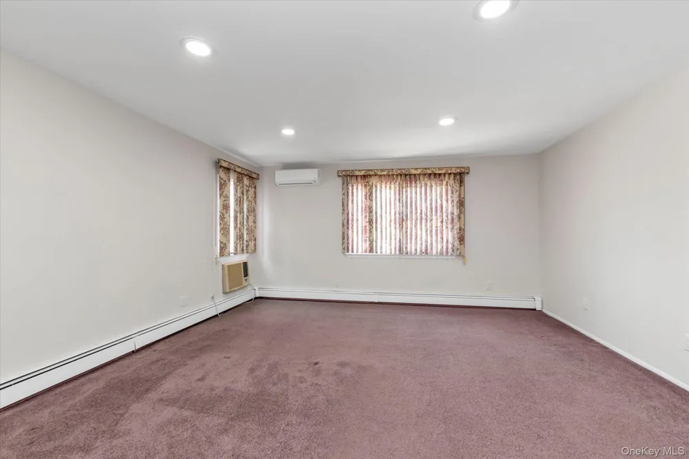 810 Ibsen Street Woodmere, NY 11598