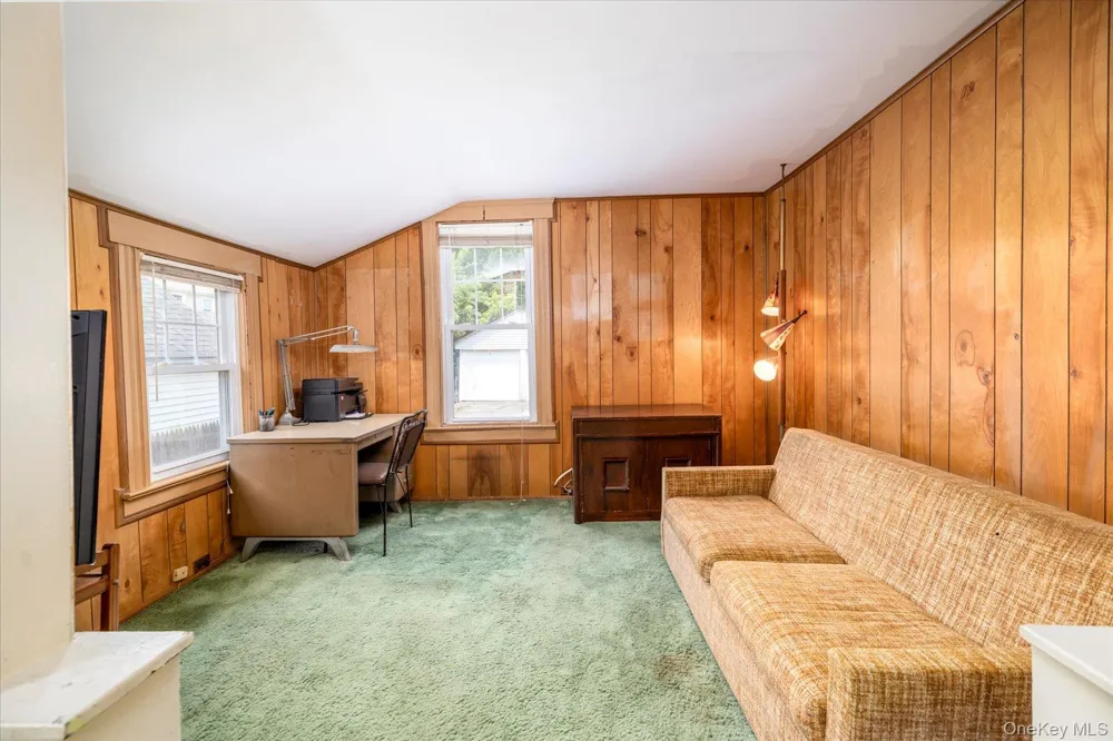 69 Grove Street Lynbrook, NY 11563