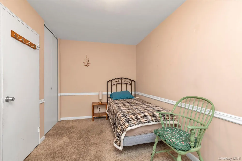 415 Merrick Road #1L Rockville Centre, NY 11570