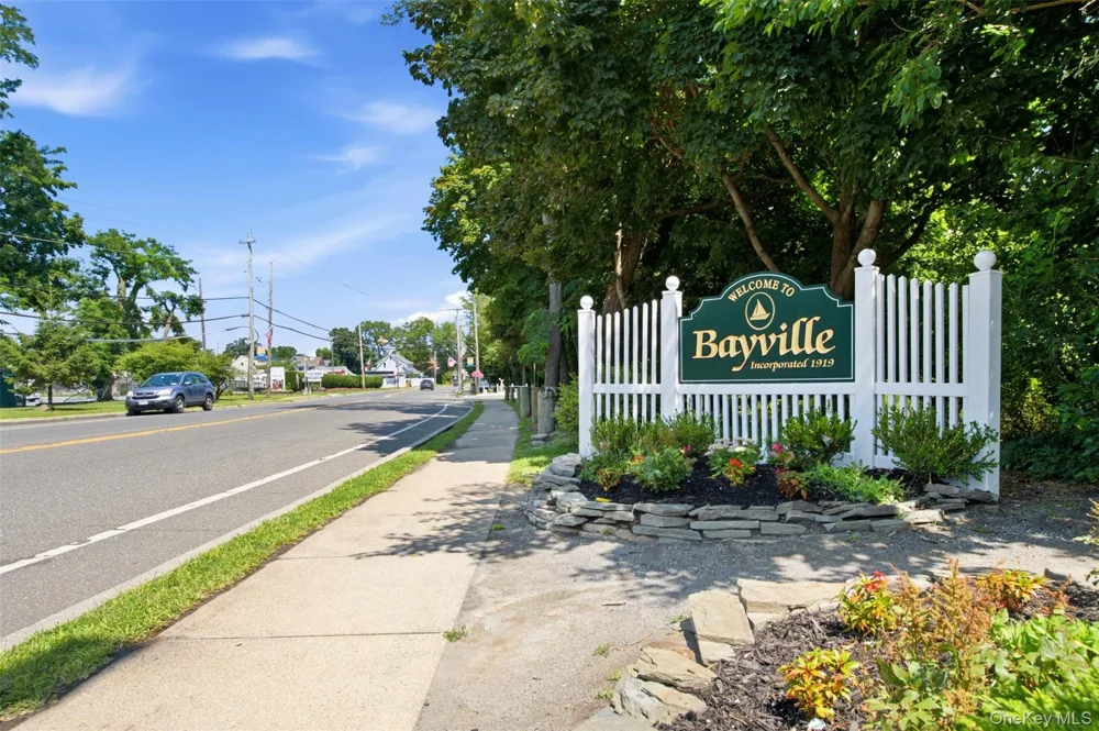 8 5th Street Bayville, NY 11709