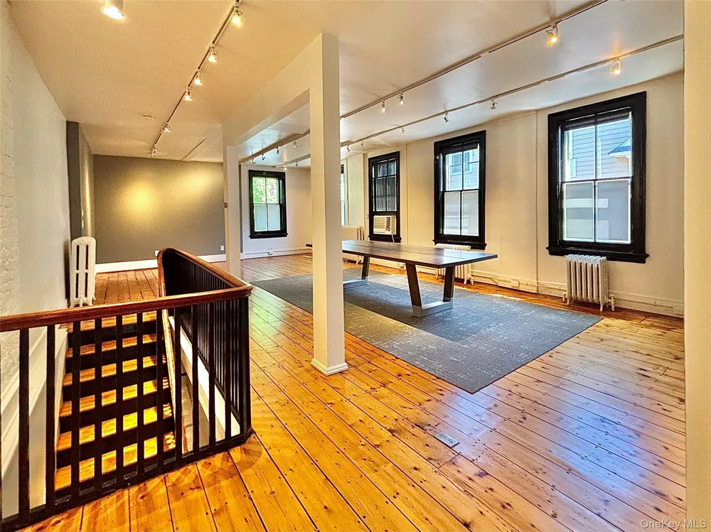 6378 Mill Street #2nd Floor Rhinebeck, NY 12572