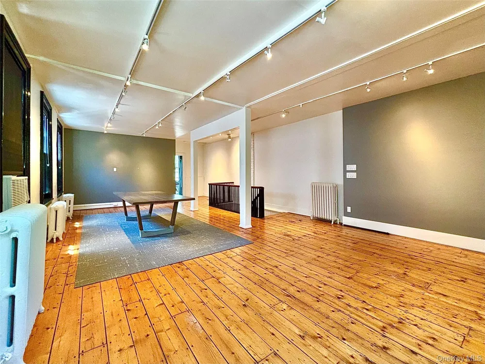6378 Mill Street #2nd Floor Rhinebeck, NY 12572