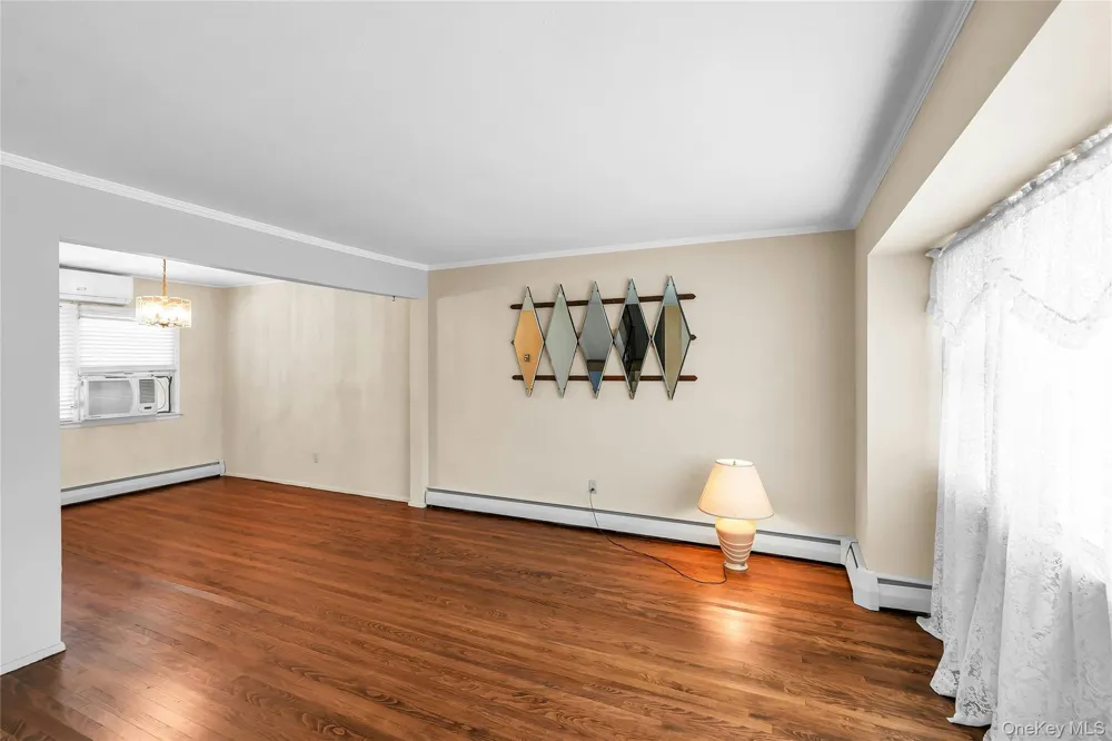 4 Crabapple Lane Commack, NY 11725