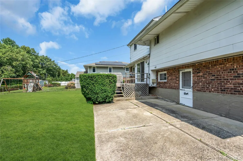 4 Crabapple Lane Commack, NY 11725