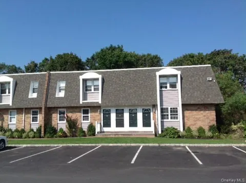 12 Mainsail Drive #1-12