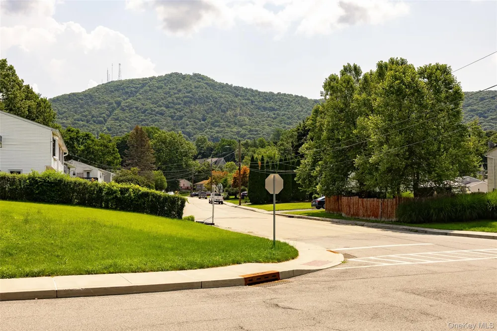 76 Phillips Street Beacon, NY 12508
