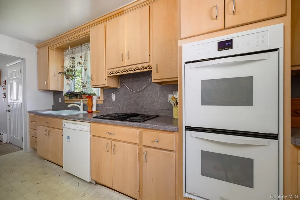 76 Phillips Street Beacon, NY 12508