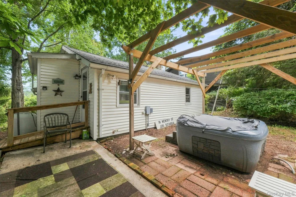 1555 Route 292 Holmes, NY 12531