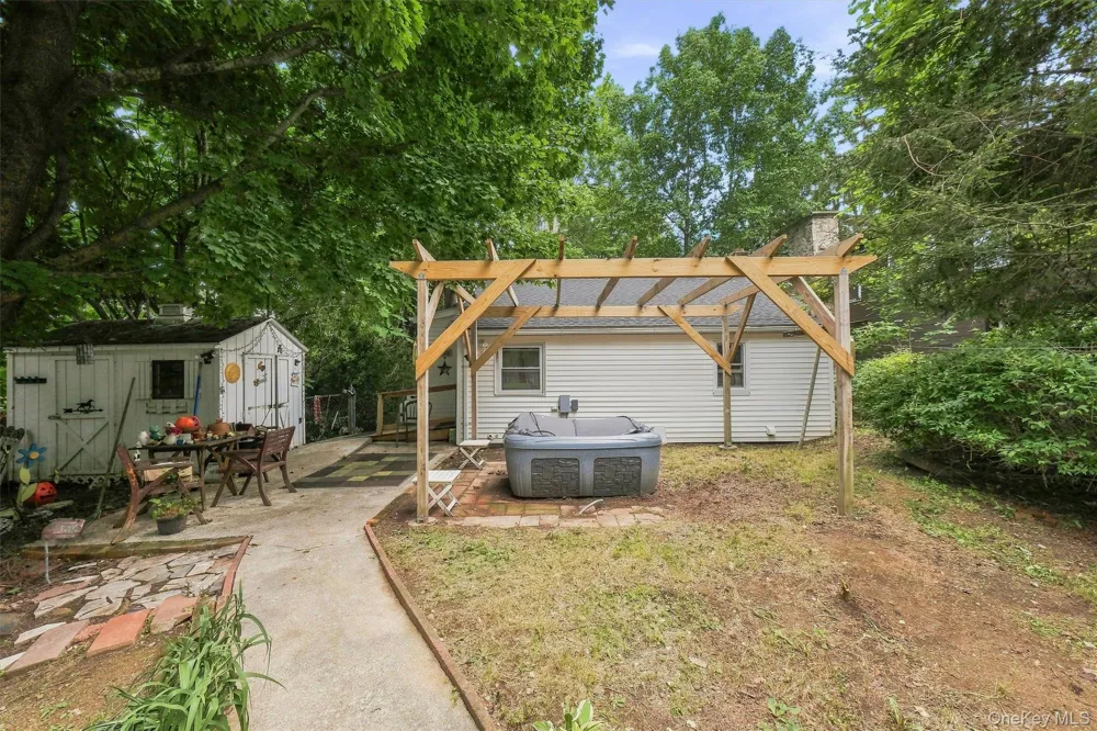 1555 Route 292 Holmes, NY 12531