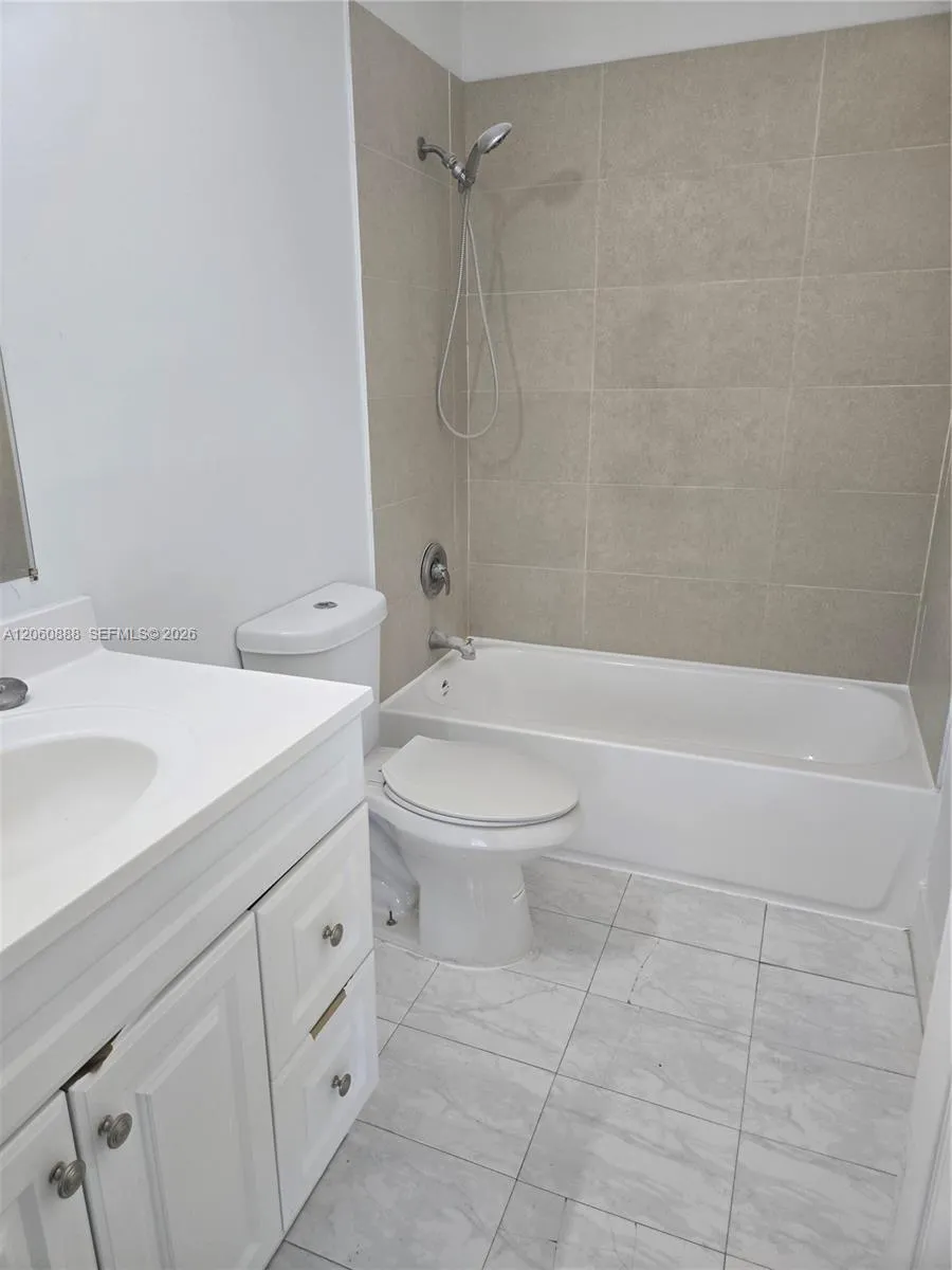 2804 SE 16th Ave #124 Homestead, FL 33035